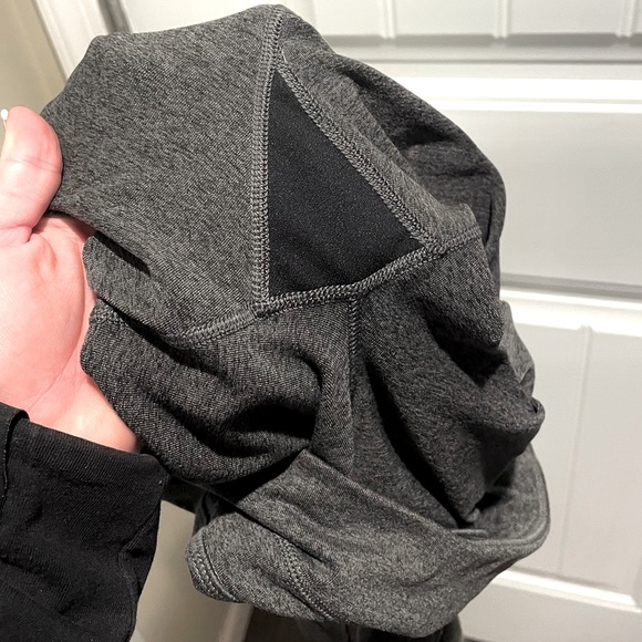 Women’s Reebok Cropped Leggings - Picture 5 of 5